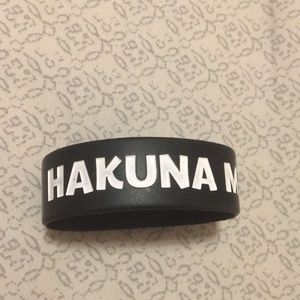 Hakuna Matata Lion King Rubber Bracelet b&w